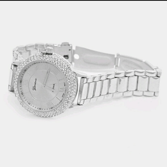 Time Flies Watch - Picture 2 of 2